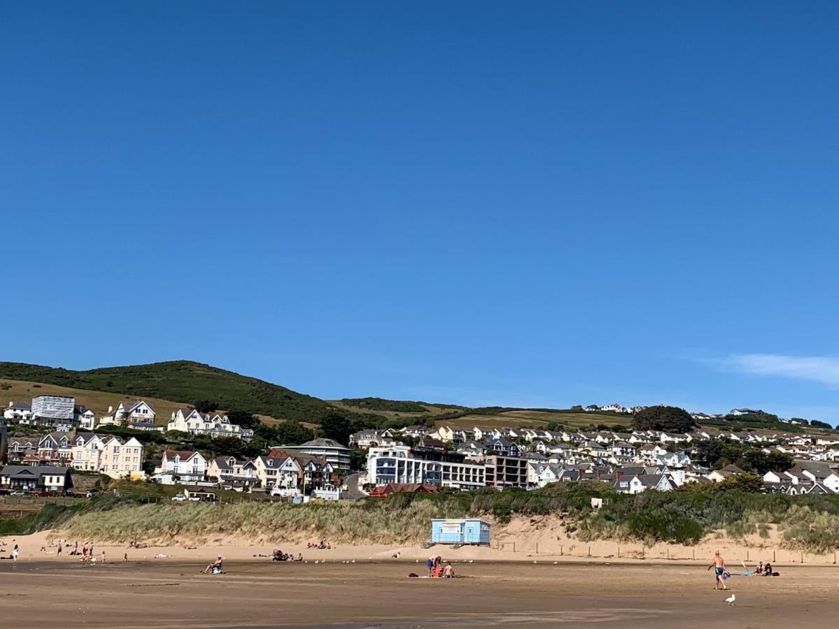 8 Woolacombe West - Luxury Apartment At Byron Woolacombe, Only 4 Minute Walk To Woolacombe Beach! エクステリア 写真
